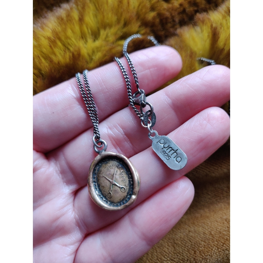 Pyrrha Bronze Scissor Talisman with 22inch chain